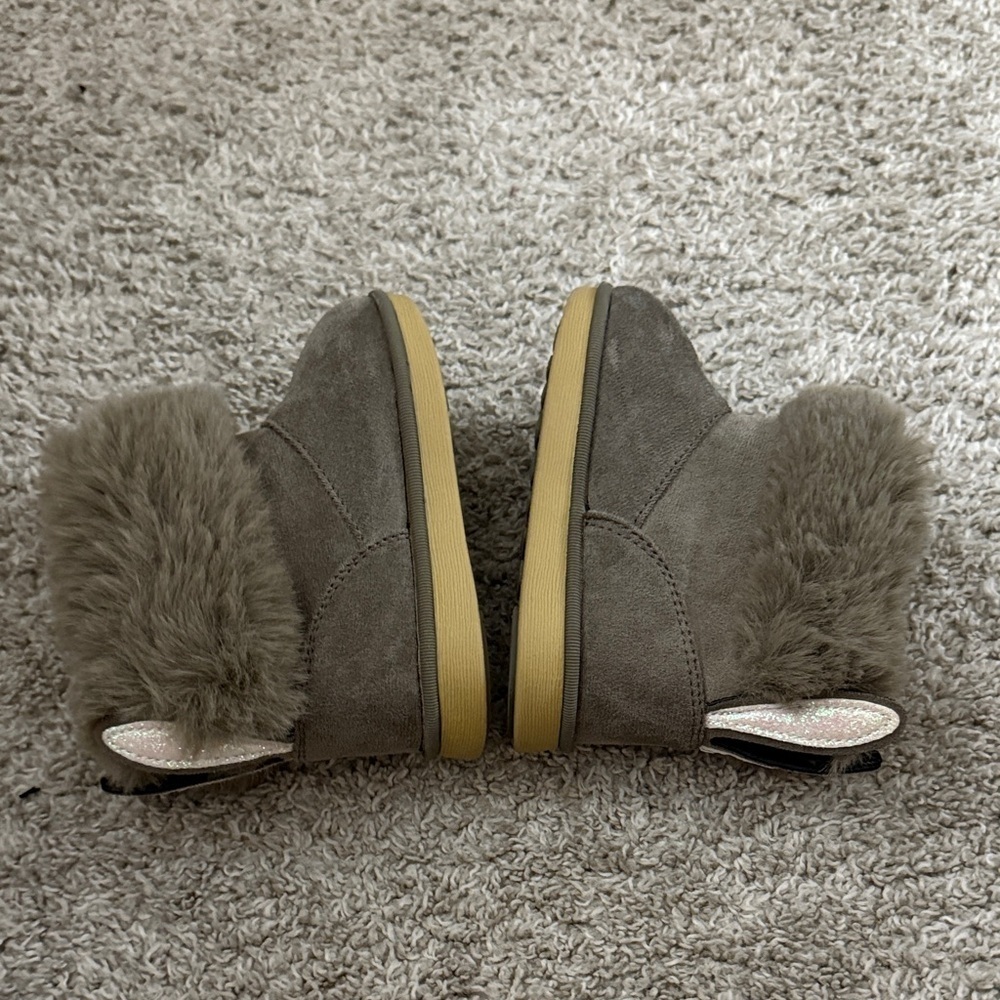 Cozy Gray Fur-Lined Kids Boots